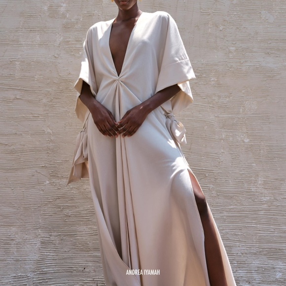 Andrea Iyamah Gamba robe - Picture 3 of 10